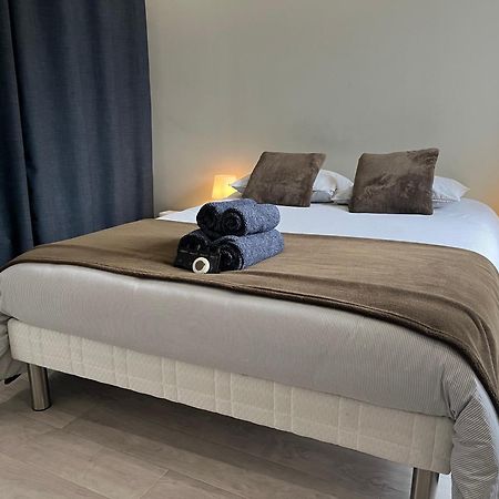 Le Logis Cantilien Lamorlaye-Chantilly Ngoại thất bức ảnh