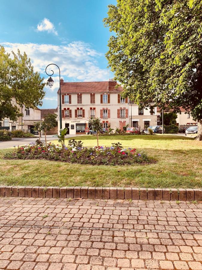 Le Logis Cantilien Lamorlaye-Chantilly Ngoại thất bức ảnh